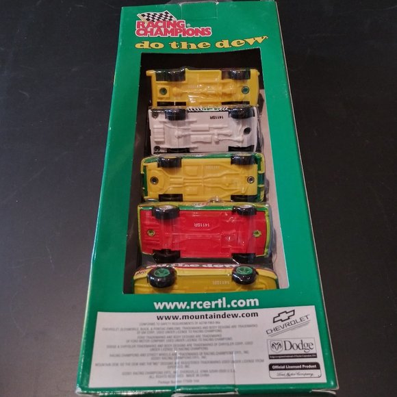 2001 Racing Champions Street Wheels 5-Pack of Mountain Dew Cars New. - Picture 5 of 13